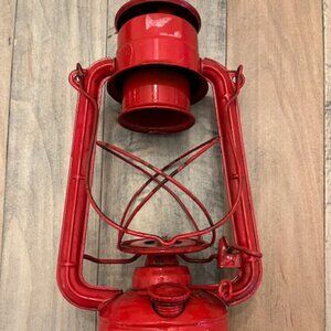 Vintage Jupiter 2 Kerosene Made in Poland Red Lantern, original, no glass dome
